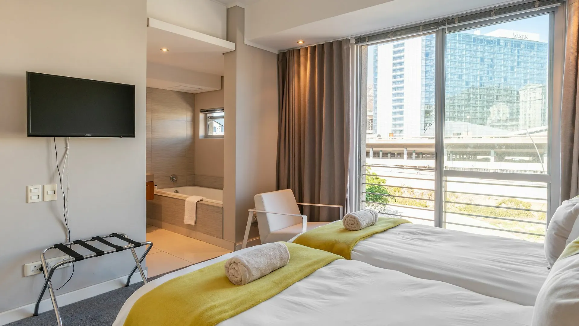 Apartment Harbour Bridge Ivory Suite Cape Town South Africa